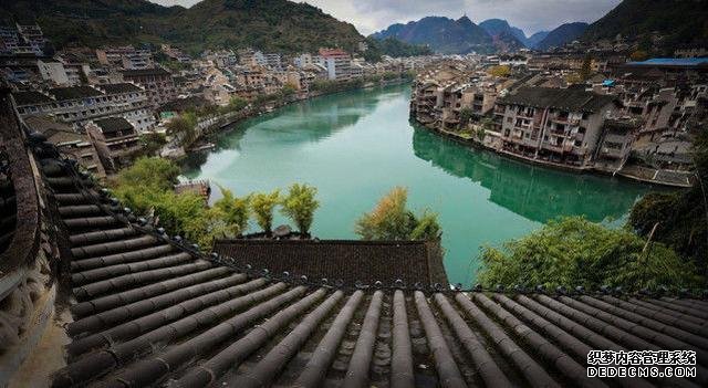 已有2000年历史的古镇,景色不输凤凰古城,始终免费对外开放