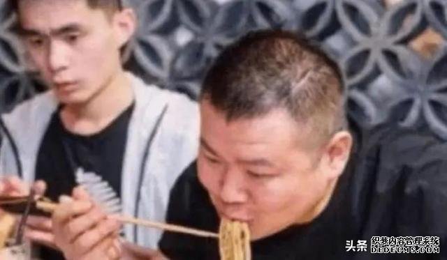 岳云鹏的面馆一碗面竟然要卖106元,为什么从来没有看到人吐槽