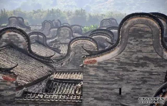 广东最美古村,穿越历史而来的古村,有你没见过的锅耳墙