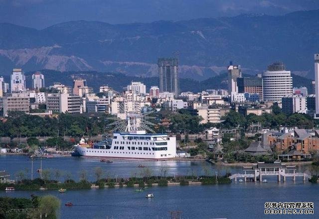 中国最美的海滨旅游城市,风景优美,气候宜人