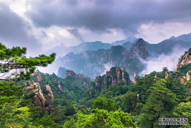 中国最受好评的12个景点,哪一个更值得去?