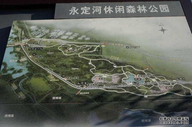 火车也能开进公园?北京免费的赏花之地,横跨了三个重要区县