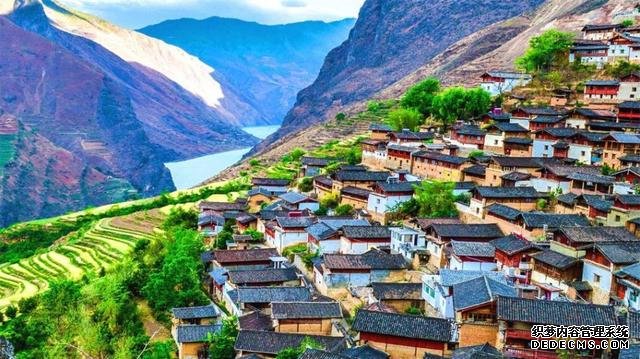 你知道国内的有两个世外桃源适合隐居,美如天堂,你知道在哪里吗