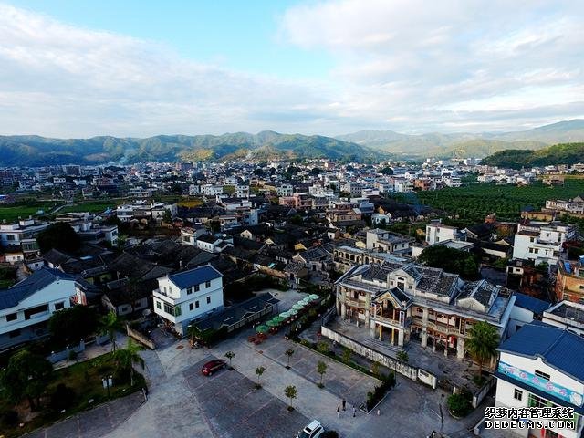 广东鲜为人知的小县城,景色却宛若仙境一般,到处遍布特色美食