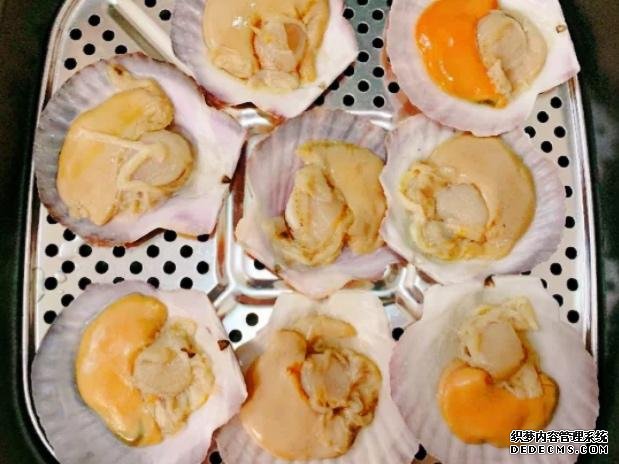 十分钟搞定蒜蓉粉丝扇贝,料足味鲜全家爱吃,比外面卖的好吃百倍