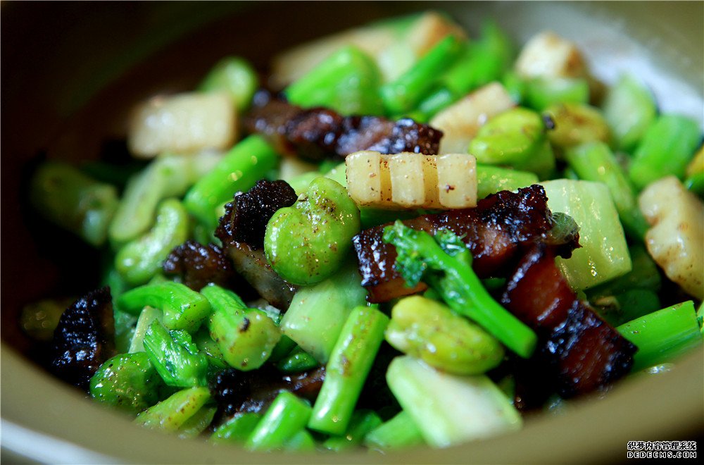 美好回归 美食回味④南京大牌档：踏进“金陵食