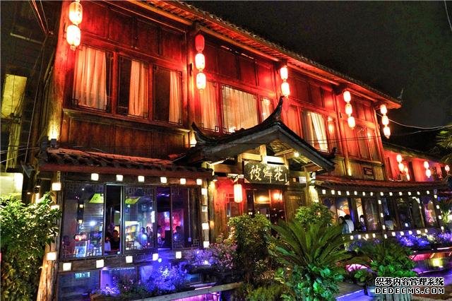 云南纳西族最早居住的古镇,比丽江古城清幽,茶马古道上重要集镇