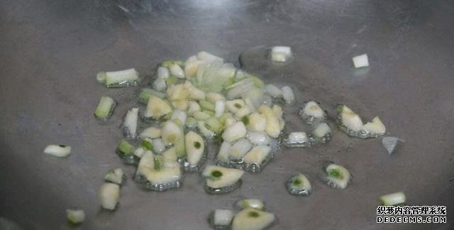 最正宗的蚝油生菜,快手简单还减肥,2块钱就能做一盘
