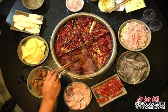 人心中五大精緻美食城市：成都、香港上榜