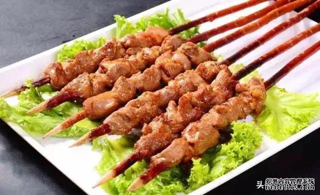 “不敢在父母面前吃”的外卖,炸鸡上榜,点个麻辣烫像在做贼