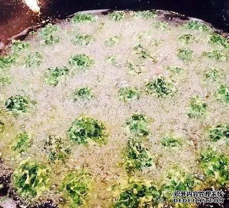 韭菜别再包饺子,教你一个新吃法,一口一个连挑食的老公都说过瘾