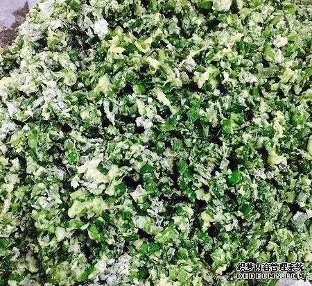 韭菜别再包饺子,教你一个新吃法,一口一个连挑食的老公都说过瘾