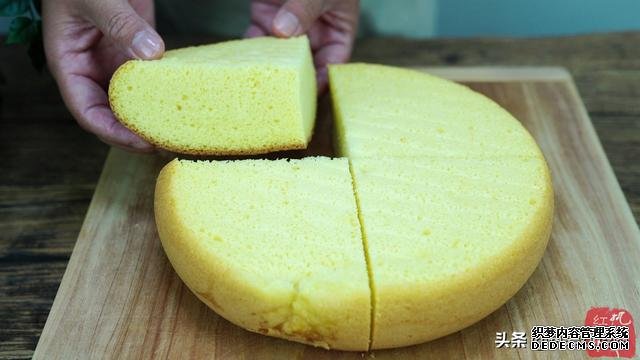 电压力锅也能做蛋糕,5个鸡蛋2两糖,蓬松又香甜,孩子吃着特高兴