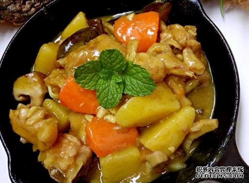 超赞美食做法推荐:八珍豆腐、美味咖喱鸡翅、美味溜肚片。馋了