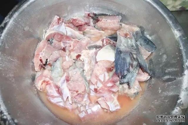 四道泡椒风味的菜品,相当有川菜特色和代表性,深受大众喜爱