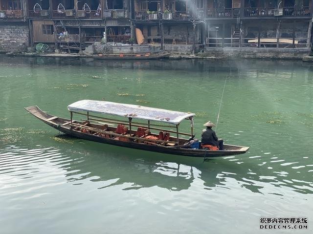 中国最美小城,比乌镇、周庄、丽江古城还美,沈从文笔下的边城