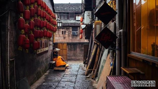 中国最美小城,比乌镇、周庄、丽江古城还美,沈从文笔下的边城