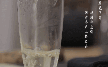 全网“带货”荆楚待销美食，拼过命的他们也来