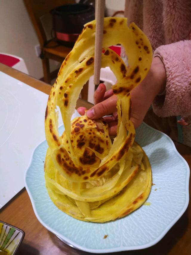 香喷喷的「手抓饼」的做法+配方,外脆里软,超级香