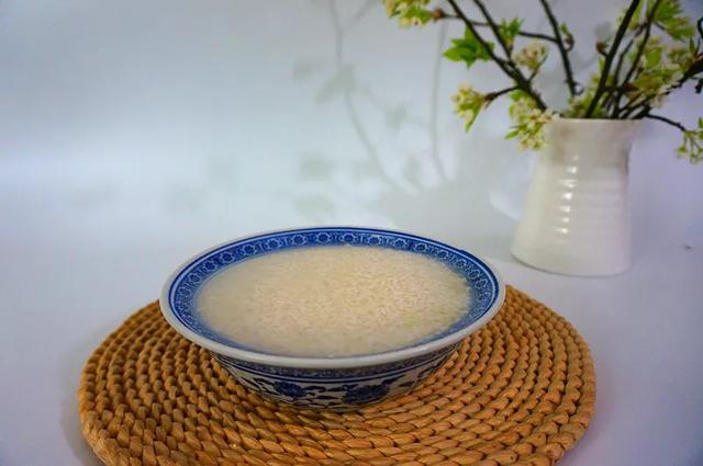 这饭做法很偷懒,味道却不赖