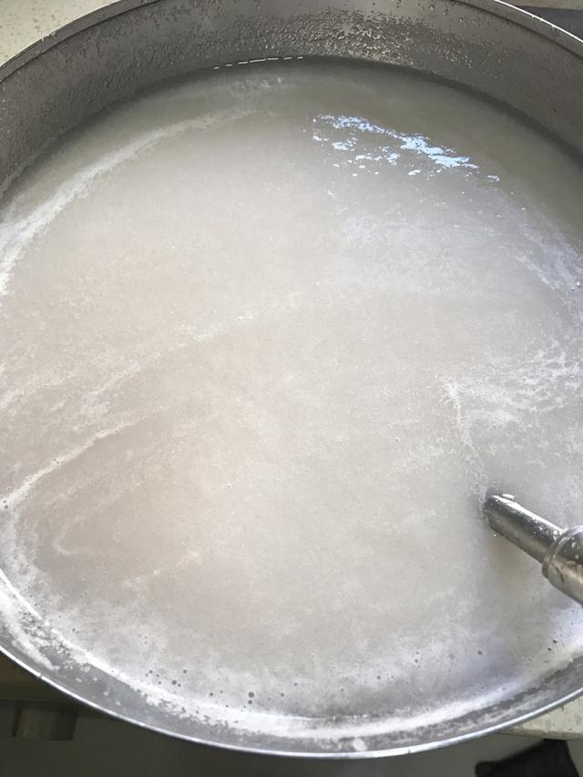 此物被称为“贡粉”,营养物质含量高,可供食疗养生,老少皆宜