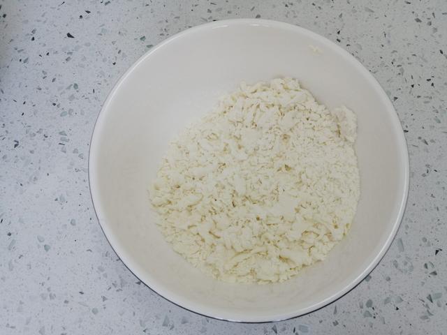 早餐这样吃,半碗面粉,两个鸡蛋,不炒菜不煮粥,营养美味特好吃