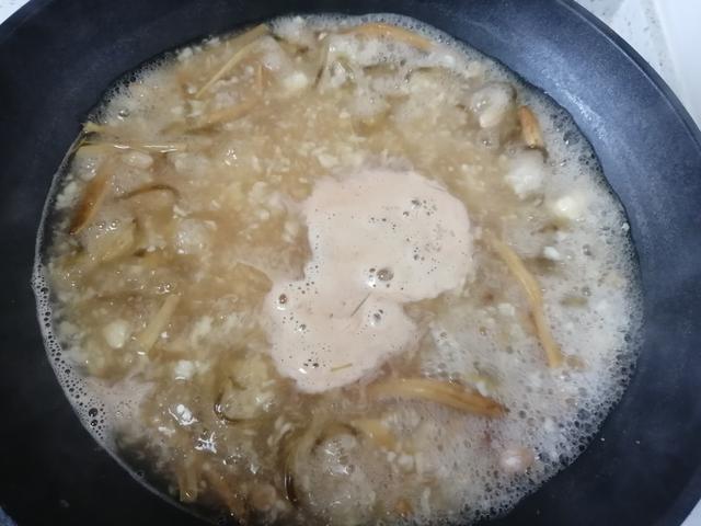 早餐这样吃,半碗面粉,两个鸡蛋,不炒菜不煮粥,营养美味特好吃