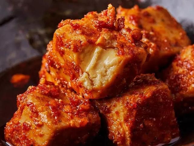 一口气"红"了150年的豆腐乳,吃到嘴里,味道妙不可言!