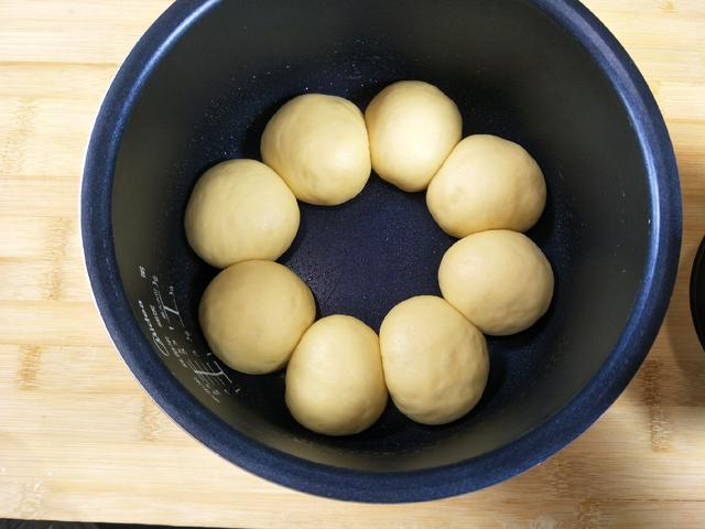 电饭煲烤面包,不用一滴水,不用打发,口感细腻柔软,比买的还香