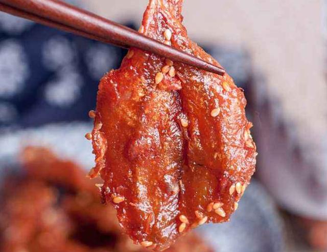 建议吃货:下面4种零食要多囤,风味不输辣条,好吃又便宜