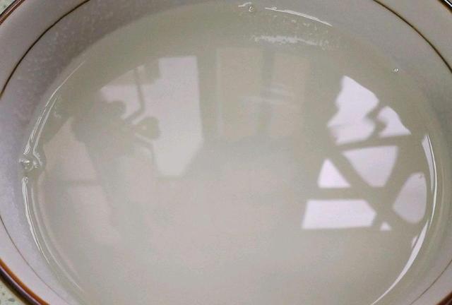 夏天到了,教你做水果凉粉,Q弹嫩滑有劲道,口感清爽解腻