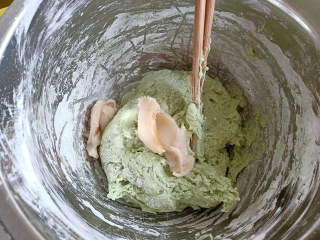还在排队买青团?看看配料表,还是自己做吧,其实做法挺简单的