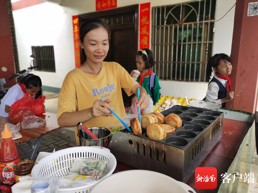 三亚建档立卡户李美玲：昔日贫困户今朝美食摊