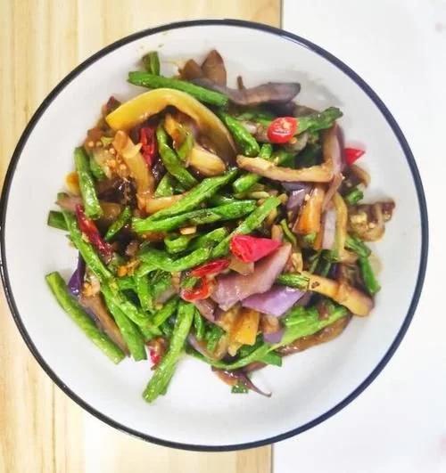家中常备的家常菜谱,下酒下饭都可以,在家吃饭不发愁