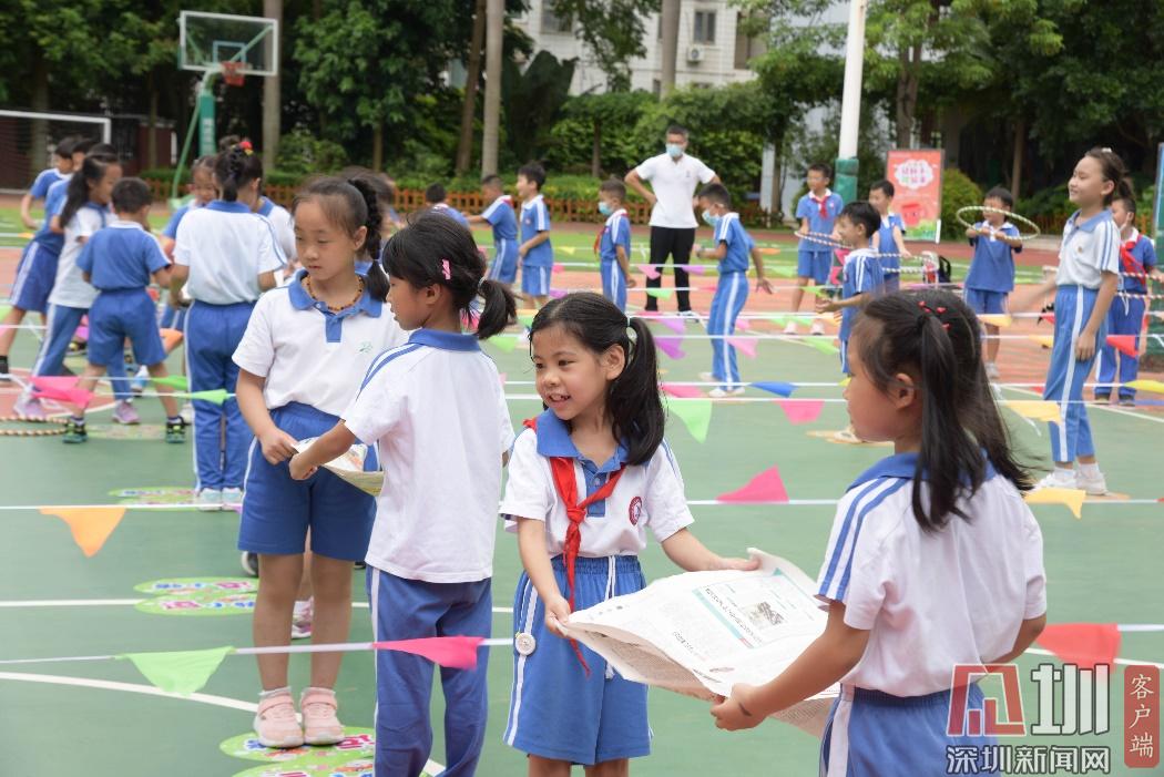 “让我们一起送‘小猪’回家！”学生期末考试