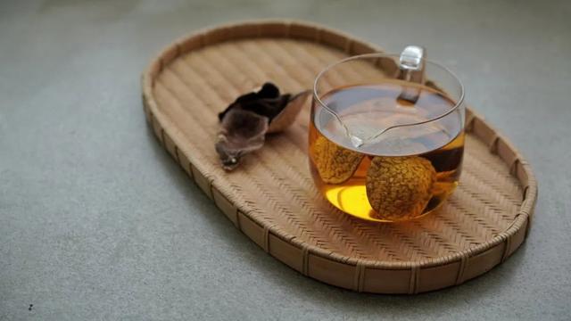 湿气重怎么办?煮「陈皮红豆沙」吃,还能健脾调理身体