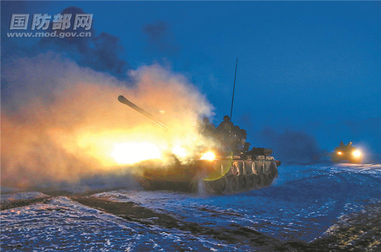 新疆軍區某裝甲團緊盯短板弱項練兵備戰