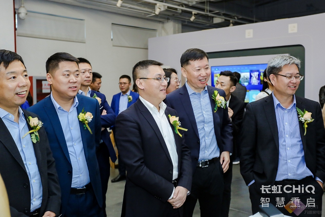 长虹极智屏四大极智功能，革新电视智能体验
