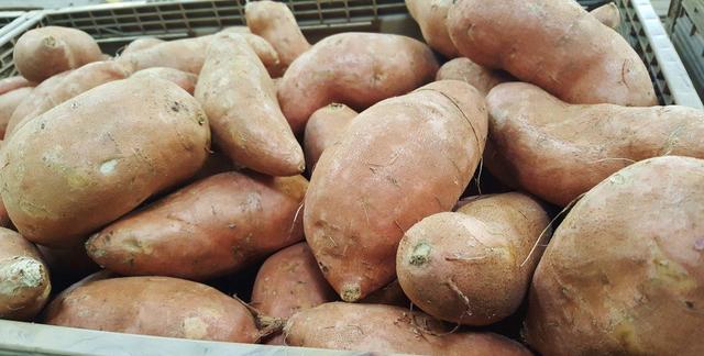 低卡、饱腹又营养的红薯,真的能够代替主食吗?