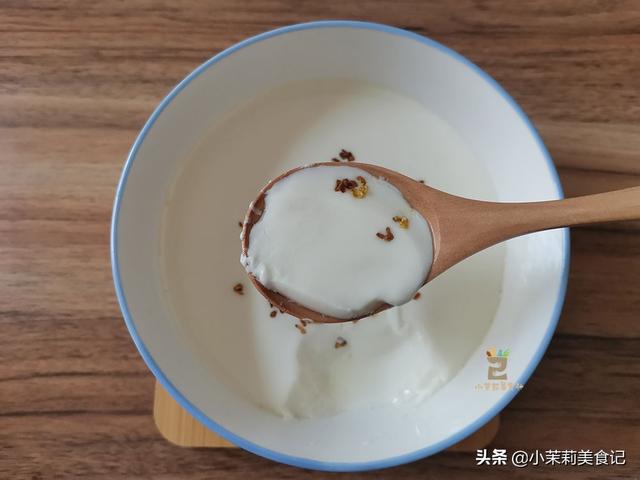 三伏天,这道姜撞奶女人要多吃,驱寒暖胃,舒服度夏体质好