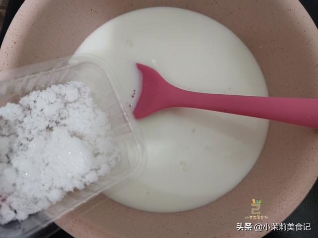 三伏天,这道姜撞奶女人要多吃,驱寒暖胃,舒服度夏体质好