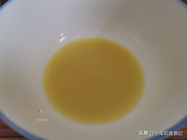 三伏天,这道姜撞奶女人要多吃,驱寒暖胃,舒服度夏体质好
