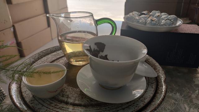 过了任性的年纪,喝茶就是身体的选择了