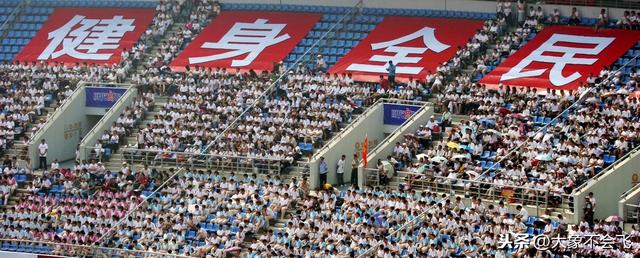 心理:原来他们都在假装健身