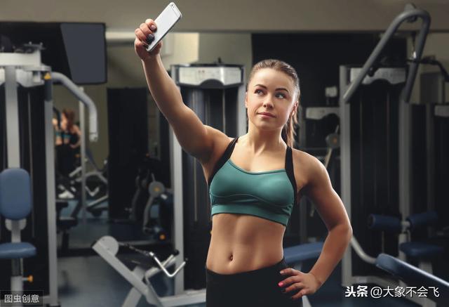 心理:原来他们都在假装健身