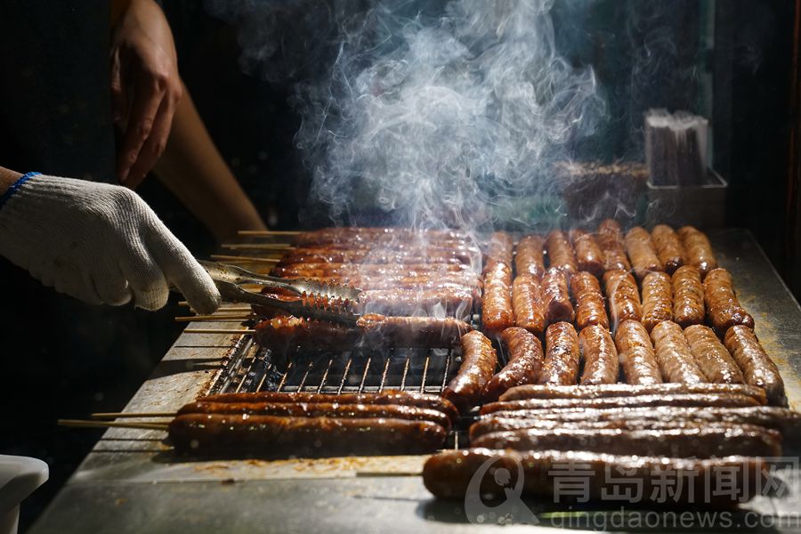 夏日台东商圈 小吃美食琳琅满目花样多