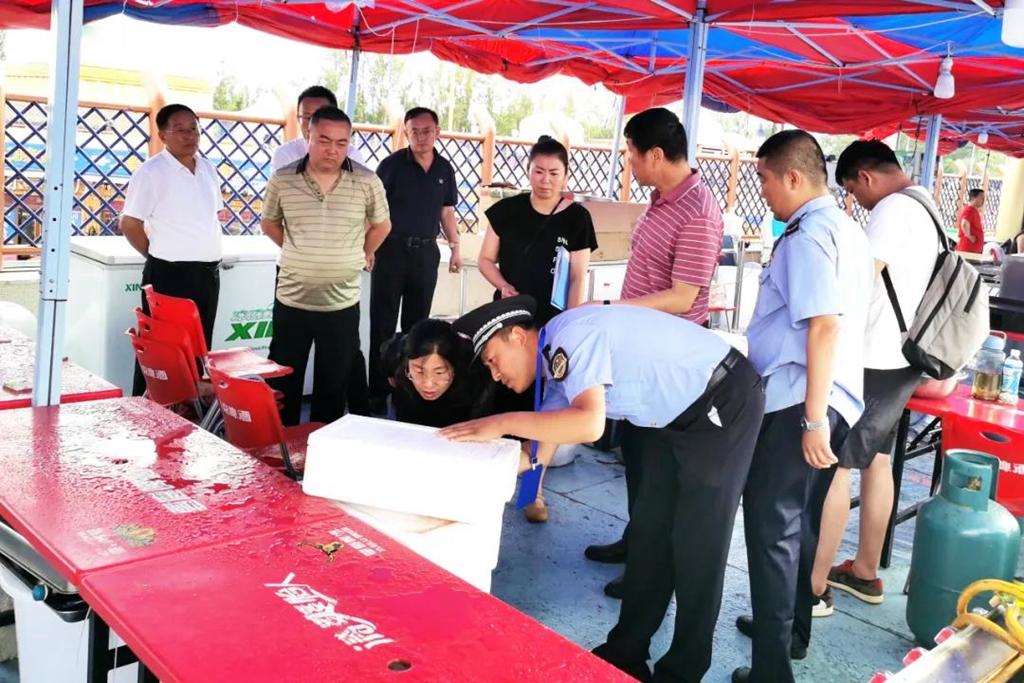  内蒙古包头市市场监管局督查指导“草原音乐美食季”食品安全监管工作