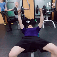 不去健身房,怎么练出一身肌肉?附:一周4练健身动图