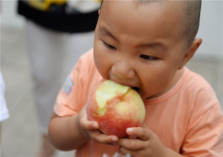 江苏扬州：舌尖上的立秋美食 一起来“啃秋”