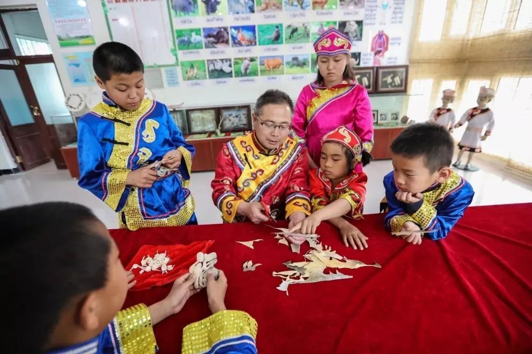 文化民俗、美食购物、赏花观鸟、边境旅游……